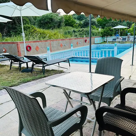 Spartacus Aparthotel 3*