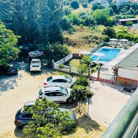 Aparthotel Spartacus Polychrono