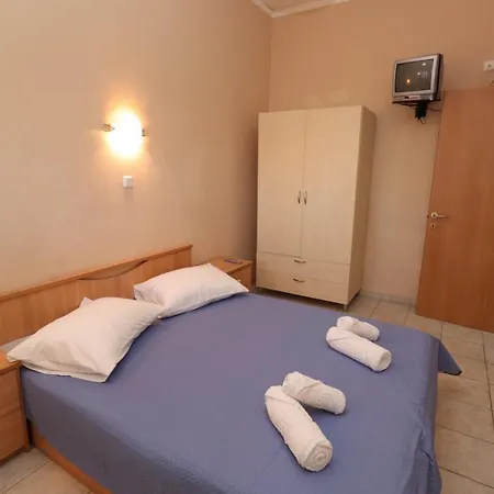 Spartacus Aparthotel