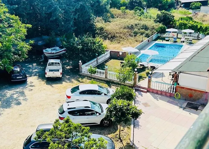 Apartahotel Spartacus Polychrono